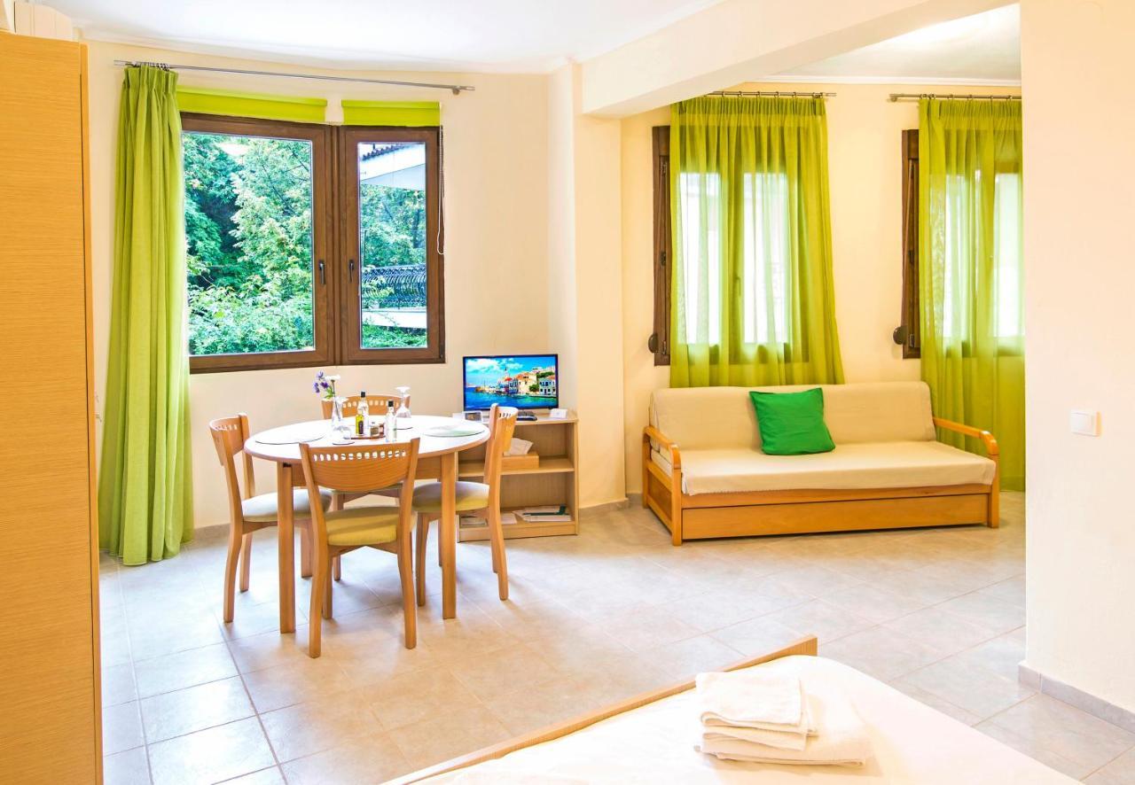 Aparthotel Marina'S Elegance Kriopigi Zewnętrze zdjęcie