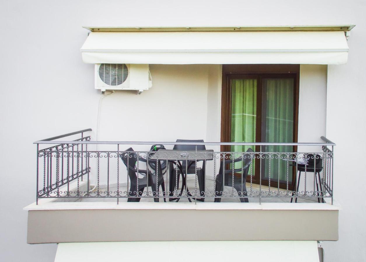 Aparthotel Marina'S Elegance Kriopigi Zewnętrze zdjęcie