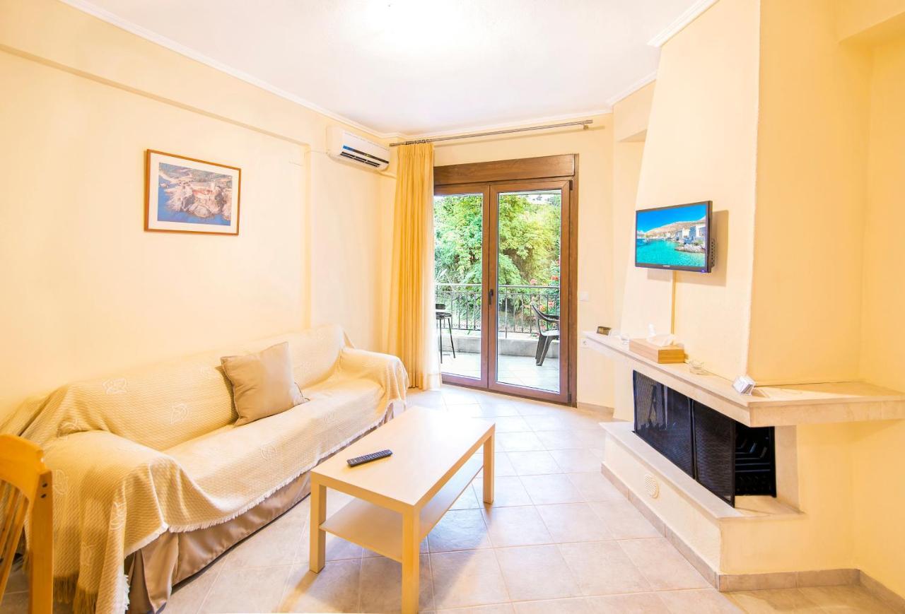 Aparthotel Marina'S Elegance Kriopigi Zewnętrze zdjęcie